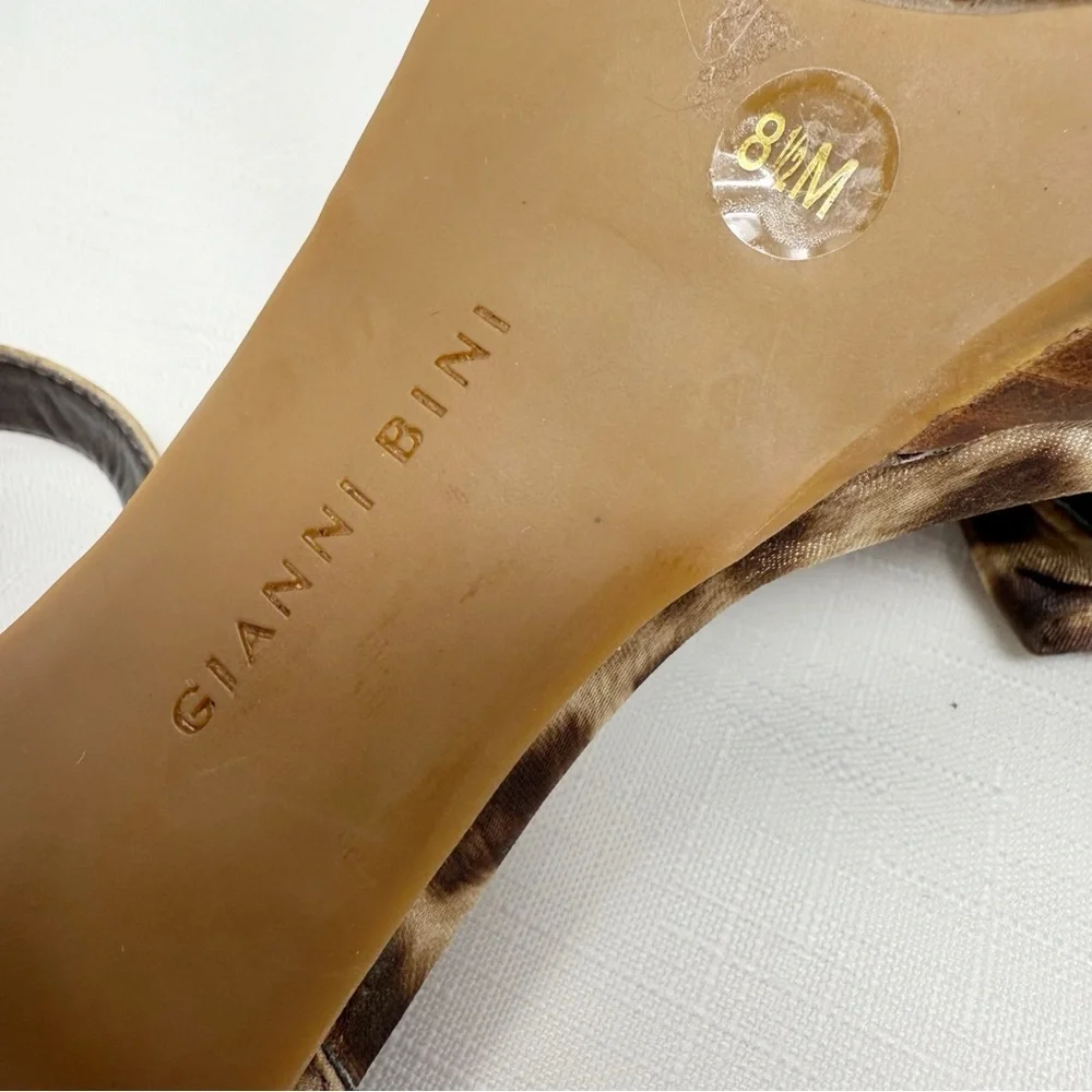 Gianni Bini animal Print silk platform High Heel Sandals size 8.5